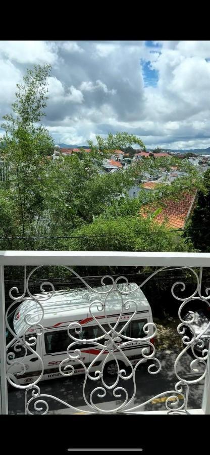 דה לאט Hotel Phuong Trinh מראה חיצוני תמונה